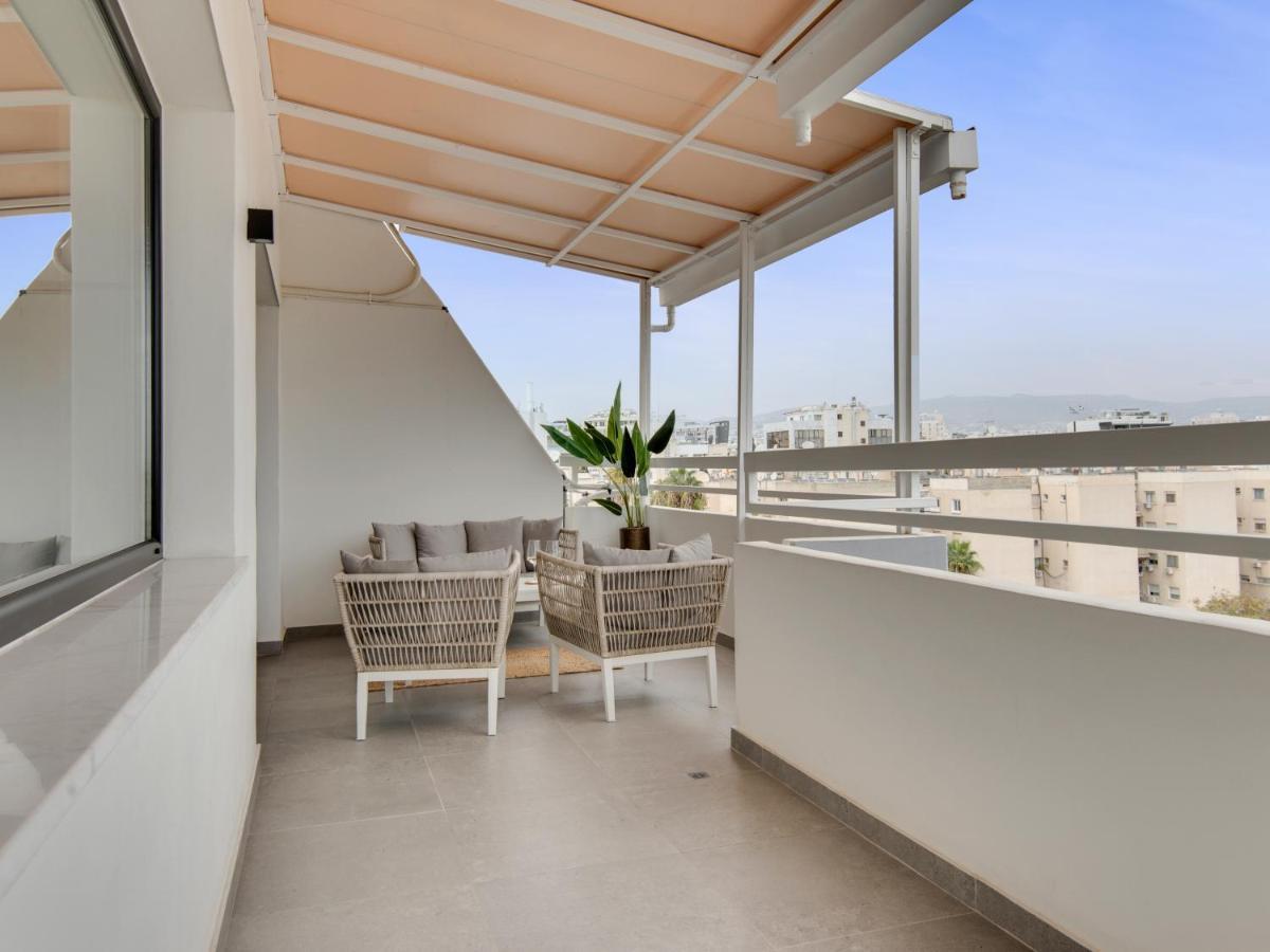 Sanders Coral Court Penthouse - Cute 3-Bedroom Apartment With Balcony Лимасол Экстерьер фото